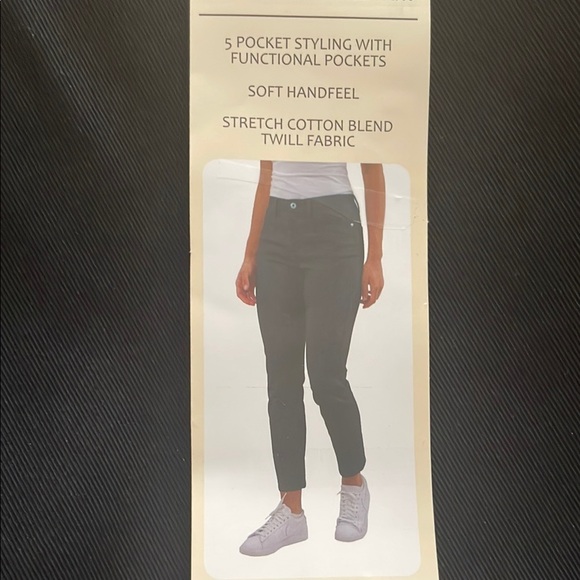 JACHS Girlfriend Black Ankle Pants - Picture 1 of 2
